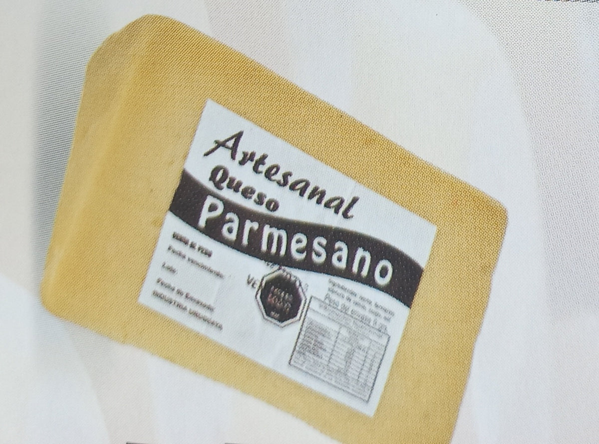 Queso Parmesano fraccion al vacio